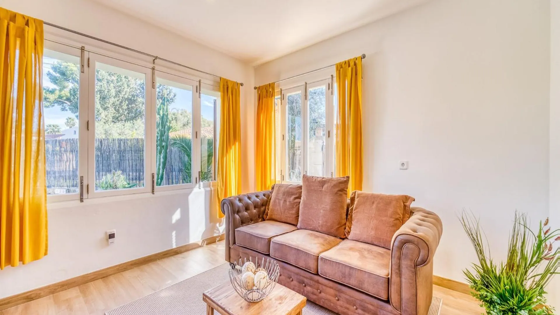 Retreat In Alcudia With Lake View 0*, Alcudia (Mallorca) Spain